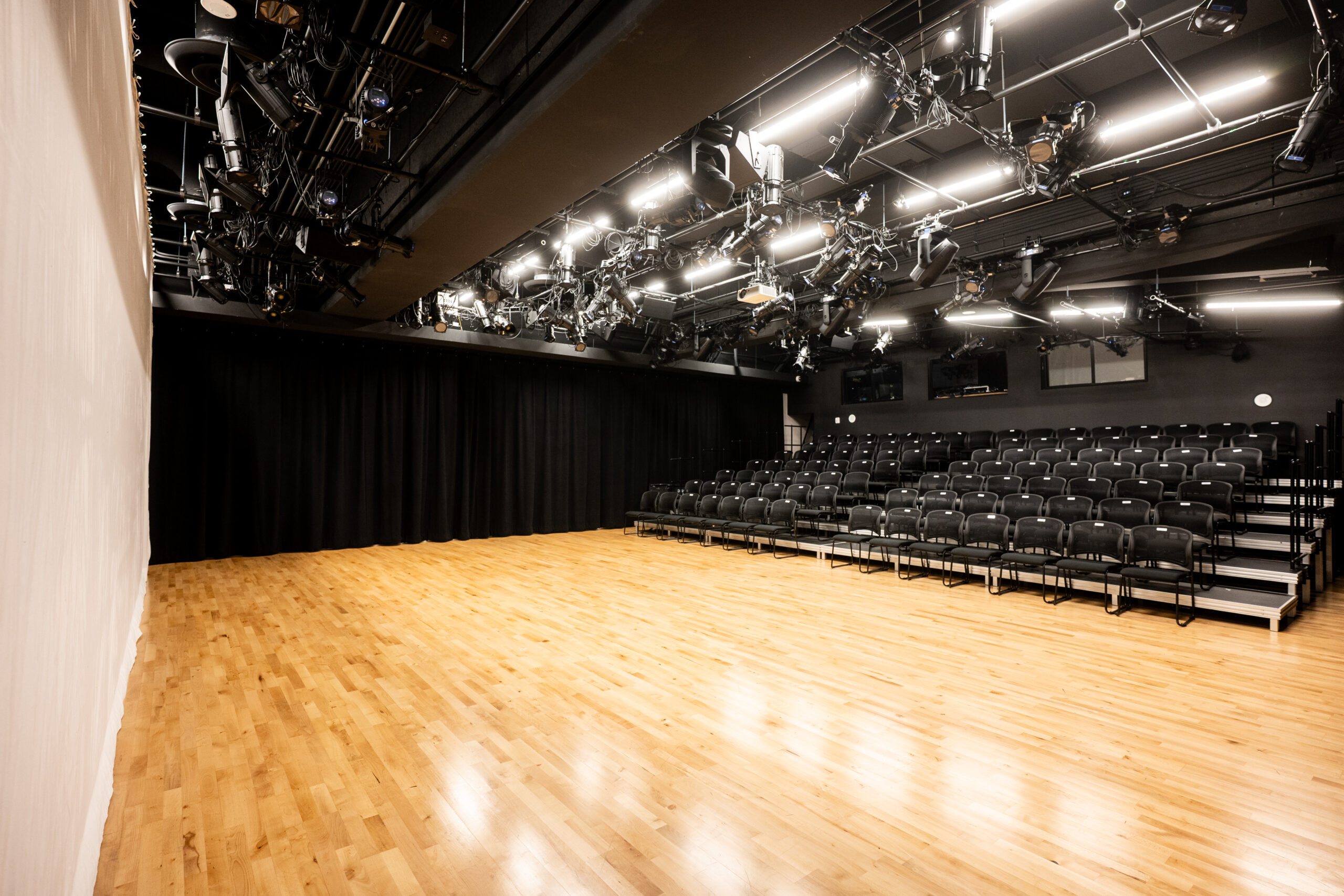 TapNight-space&teamJun2025-photobyDahliaKatz-9731