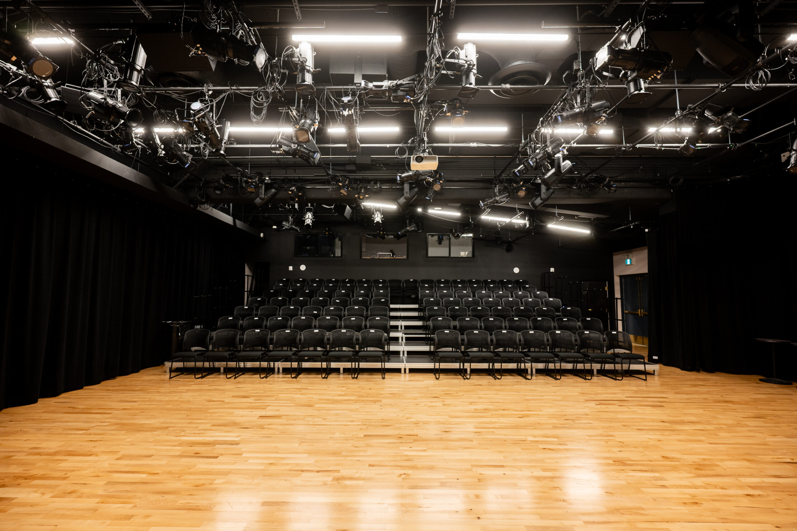 TapNight-space&teamJun2025-photobyDahliaKatz-9736