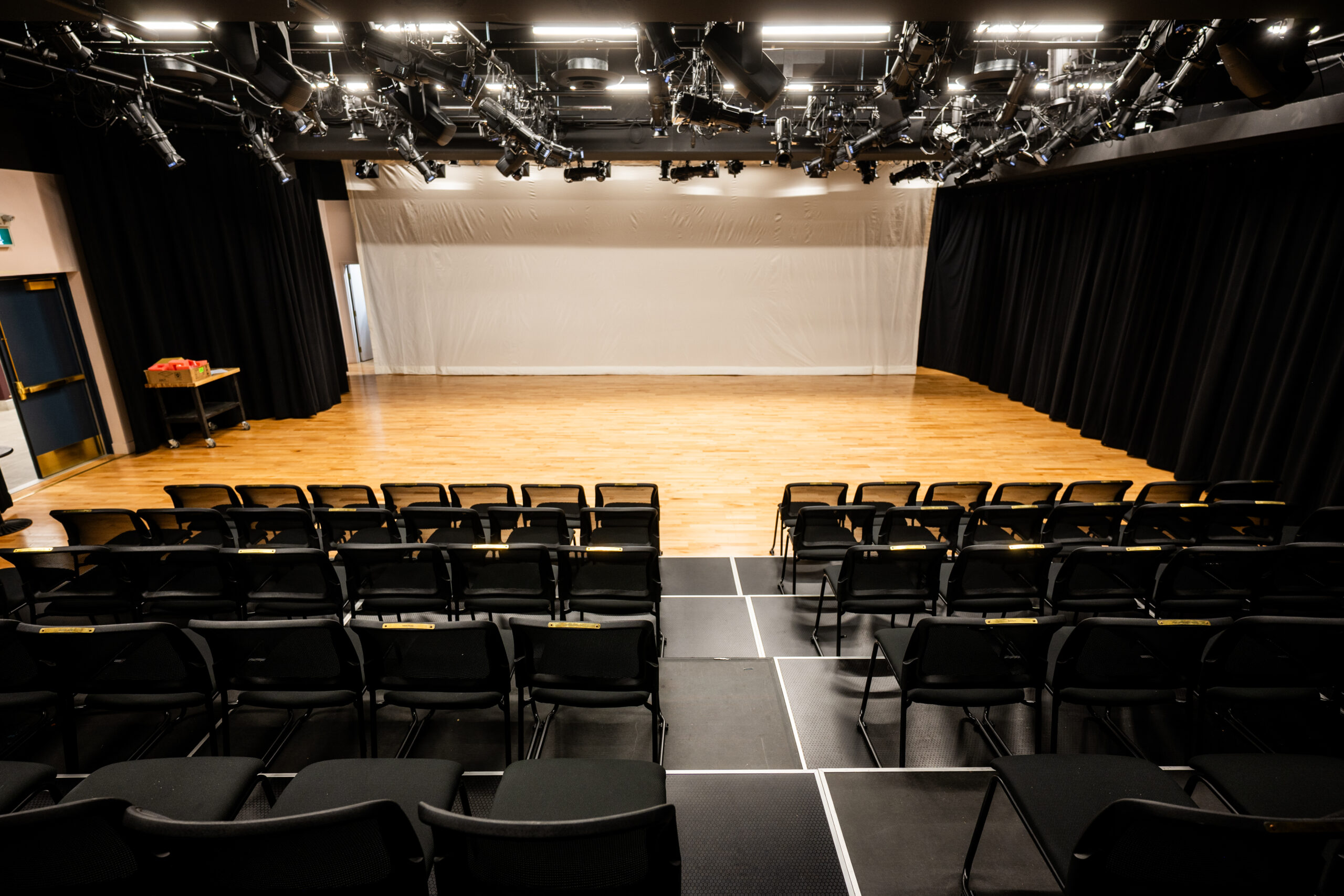 TapNight-space&teamJun2025-photobyDahliaKatz-9741