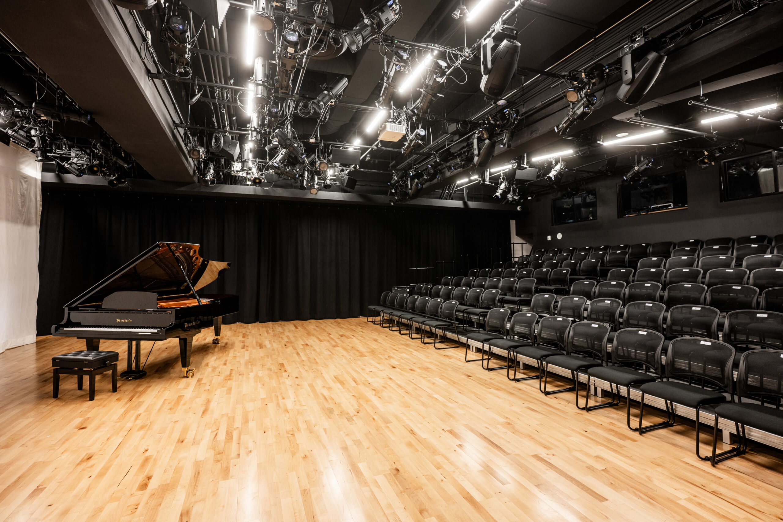 TapNight-space&teamJun2025-photobyDahliaKatz-9753